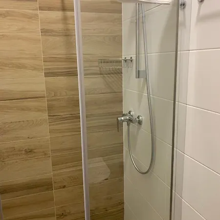 Kapsül Otel Rirooms *